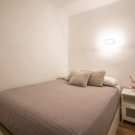 A 100 Metros De La Playa Apartment *